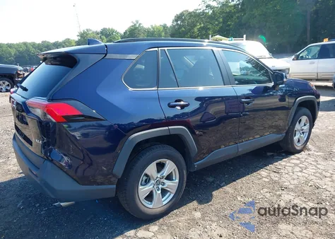 2020 Toyota Rav4 Xle/Xle Premium z USA, uszkodzony, nr VIN 2T3W1RFV6LC071879